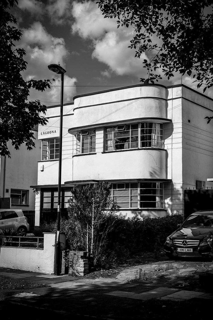 Lagoona. Art Deco housing, Abbotshall Avenue, Anos Grove