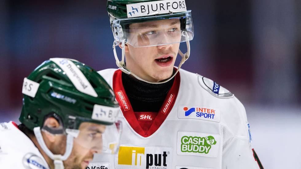 HockeyNews - Lyckad operation för Frölundas Lucas Raymond: Blir borta en  tid