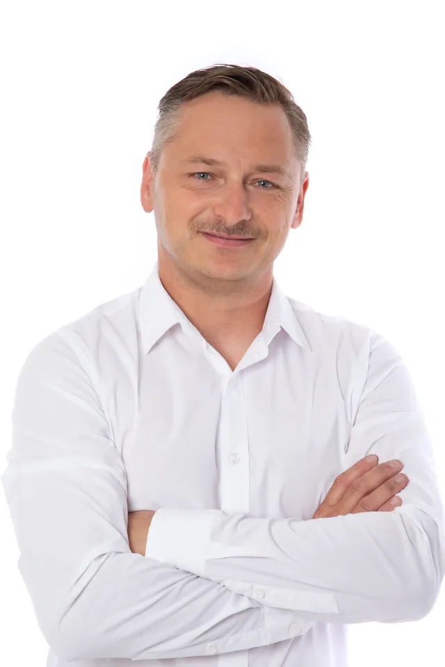 Jacek, schilder en eigenaar van JC Schilderwerken