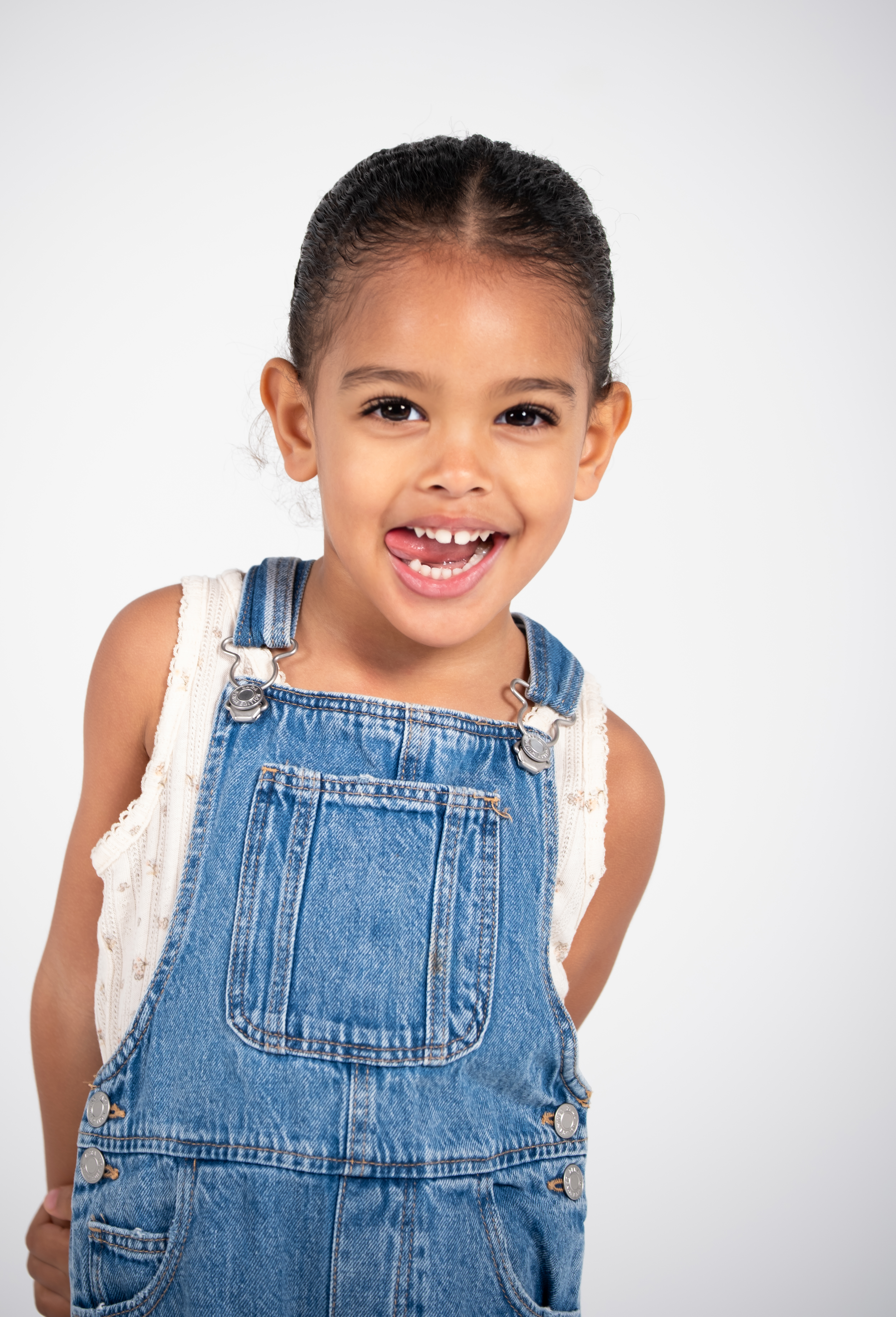 Nia Mickels portfolio picture #008