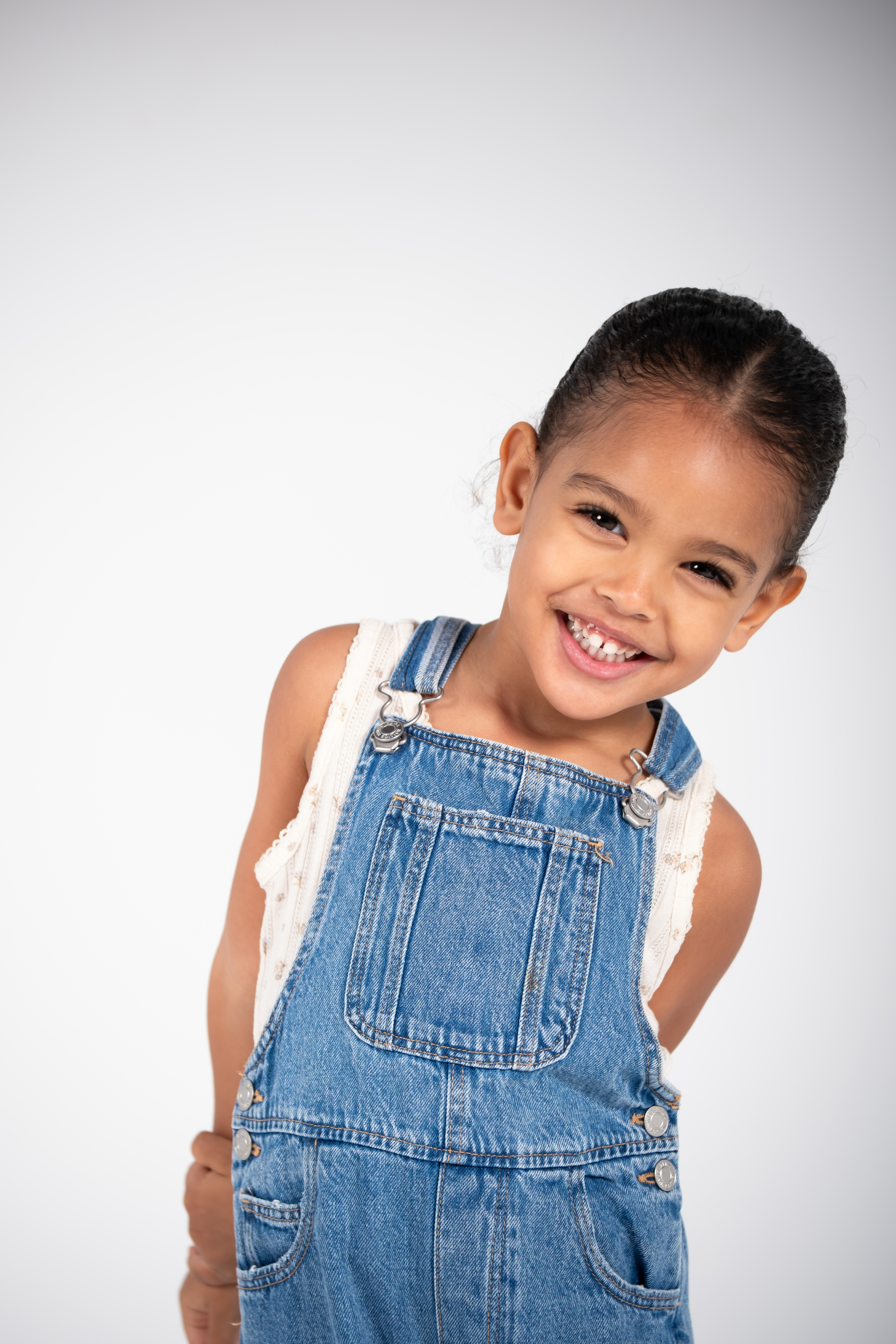 Nia Mickels portfolio picture #007