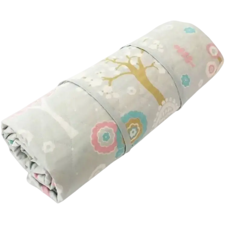 Majvillan Cherry Valley Quilted Blanket 130x180cm