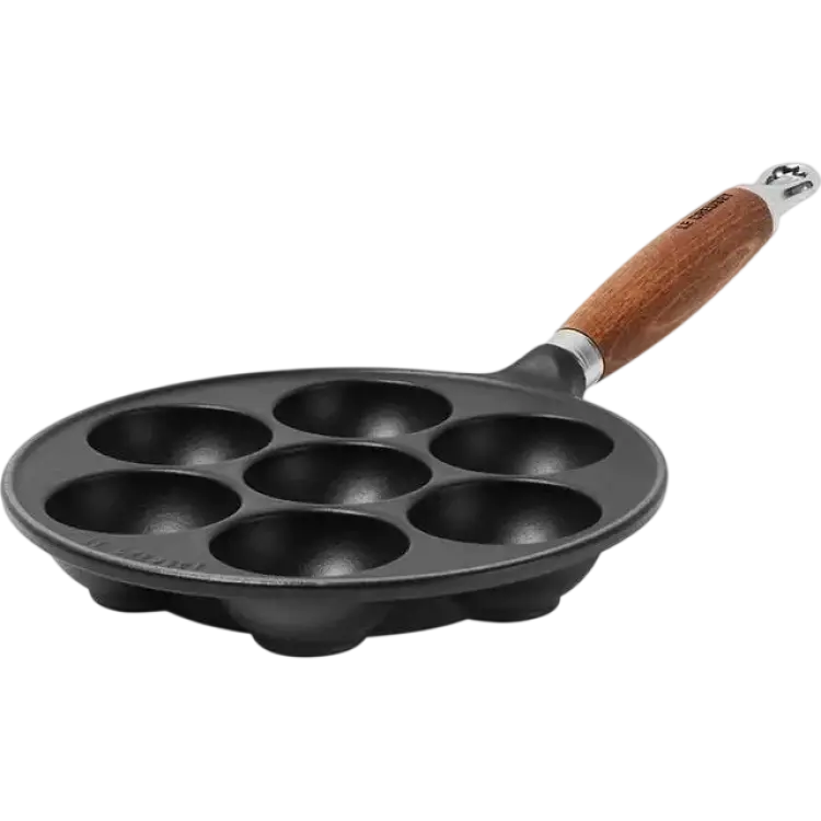 Le Creuset Matte Black
