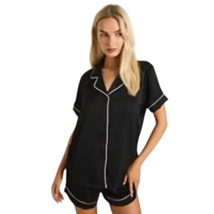 boohoo Dam Satinpyjamas Pipingdetaljer Kortärmad Skjorta Shorts Set - Black