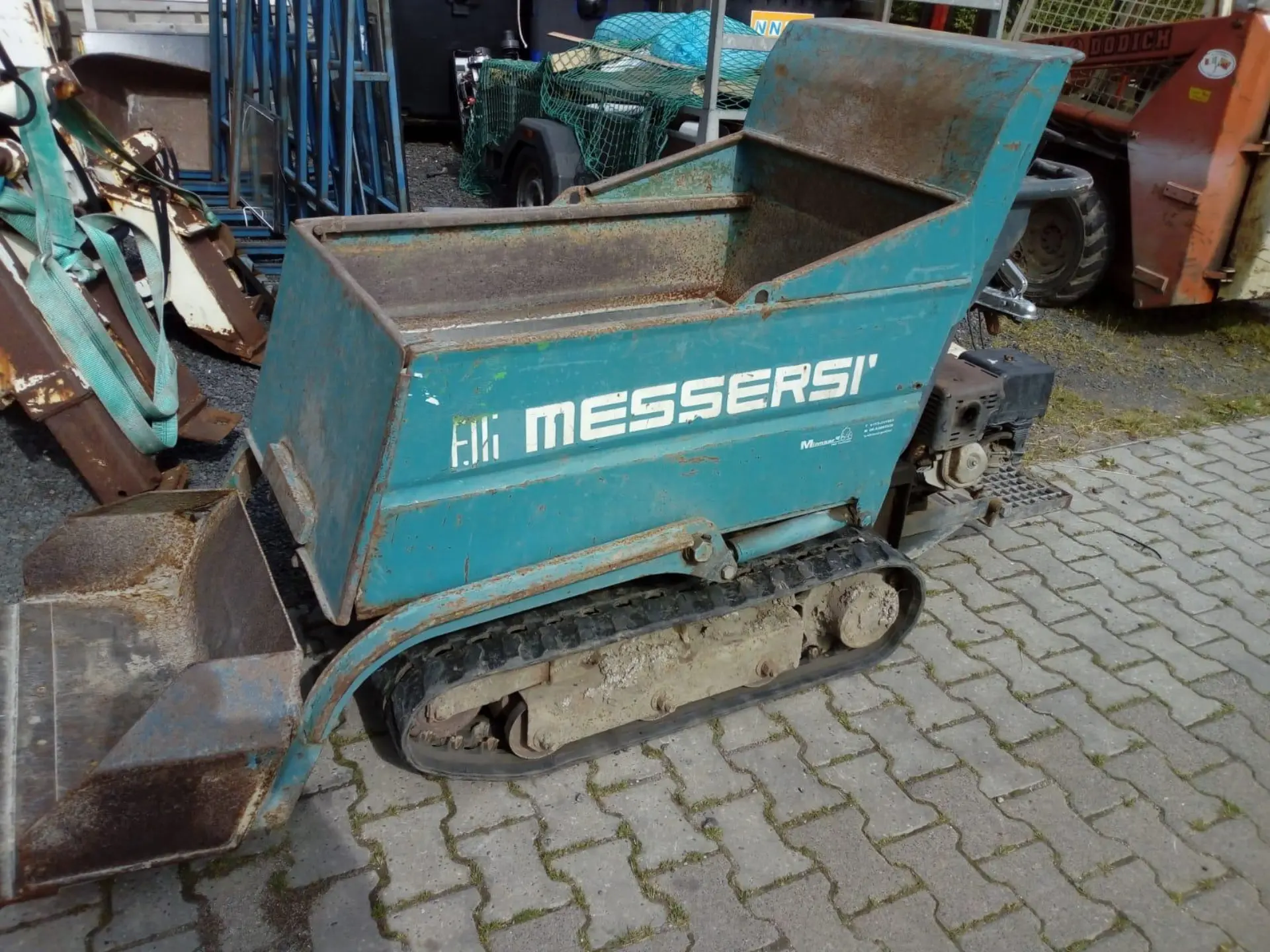 machinebod-messersi-rupsdumper