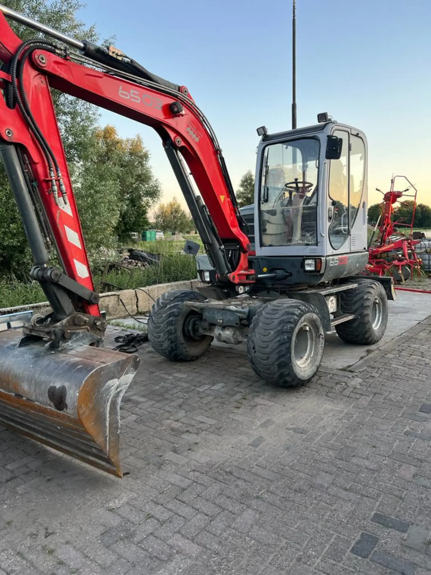 machinebod-neuson-graafmachine-6503-2
