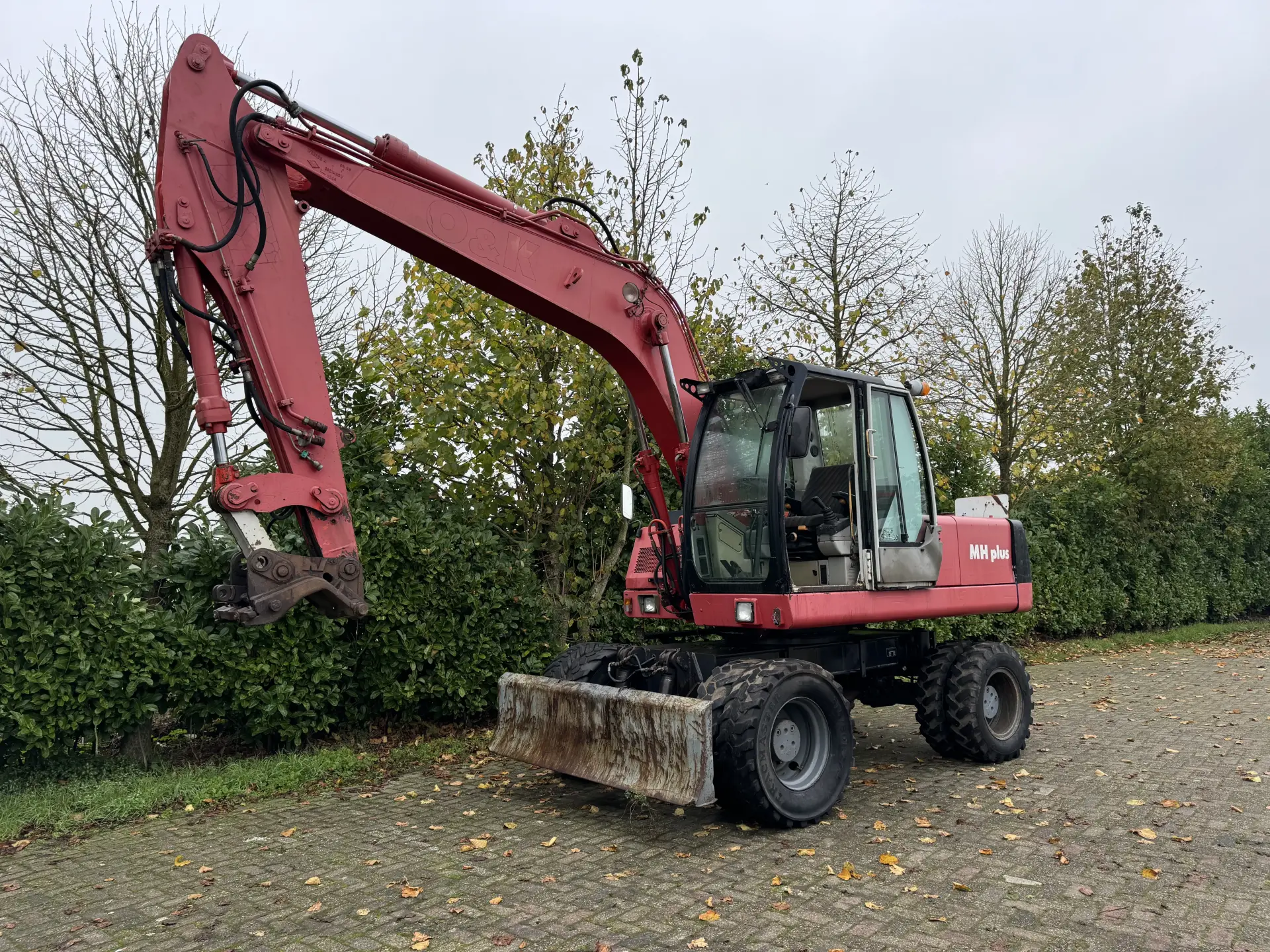 machinebod-o-en-k-graafmachine-mh-plus-mobiel