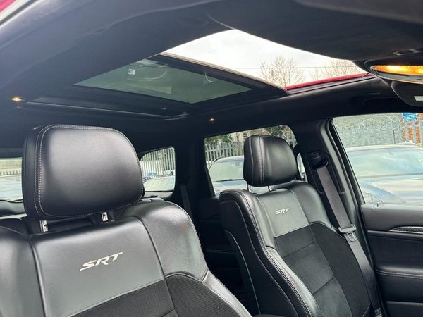 2017 Jeep Grand Cherokee SRT - Sunroof