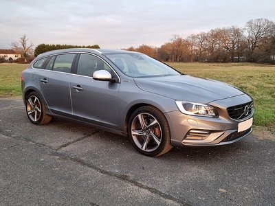 2016 Volvo V60 NS Front