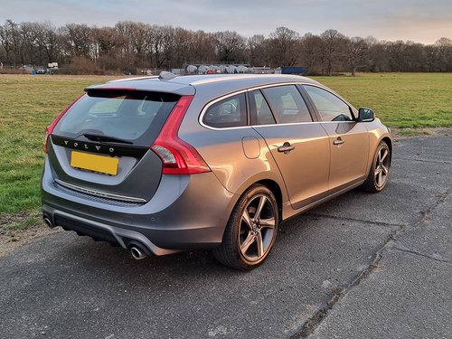 2016 Volvo V60 - NS Rear