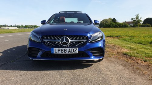 2018 Mercedes C200 AMG Premium Plus - Grille
