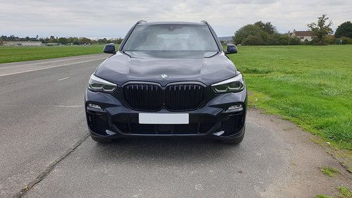 2020 BMW X5 xDrive 30d - Grille
