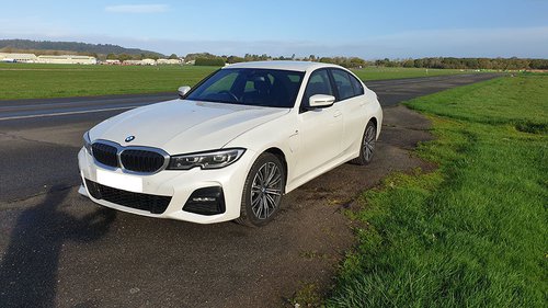 2021 BMW 330e - OS