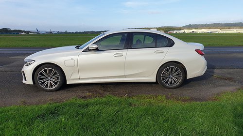 2021 BMW 330e - Side