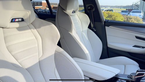 2022 BMW M5 Competition - Front Seats