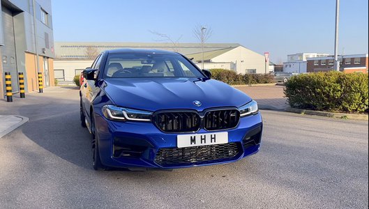 2022 BMW M5 Competition - Front