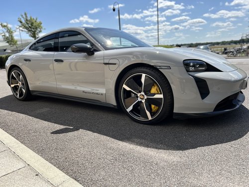 2023 Taycan Turbo S Side Front
