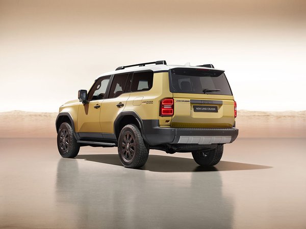 2024 Toyota Land Cruiser - Rear