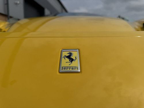 2023 Ferrari SF90 Stradale 4.0T V8 7.9kWh F1 DCT