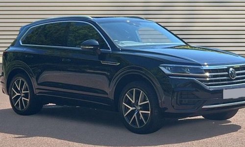 Import the 2018 VW Touareg R-Line 3.0 V6 for Just Kes 9.3M Duty Paid to Nairobi.