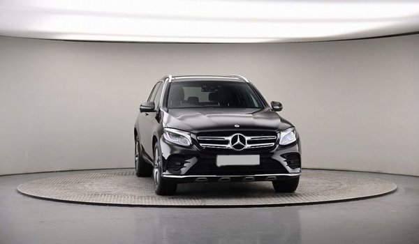 2018 Mercedes GLC 250 AMG Line (Premium) - Grille