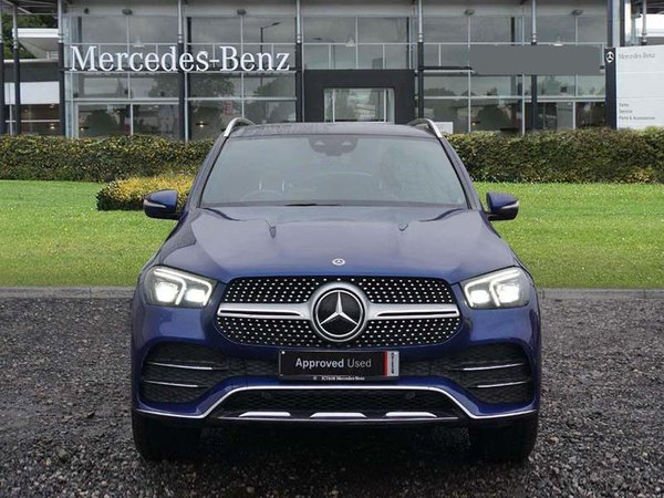 2019 Mercedes GLE300d AMG Line Premium Plus - Grille