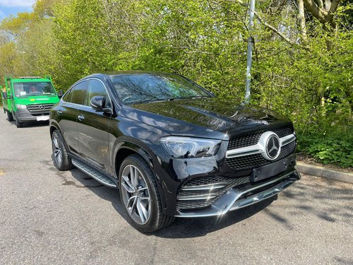 2022 Mercedes GLE 400d Premium Plus - NS Front