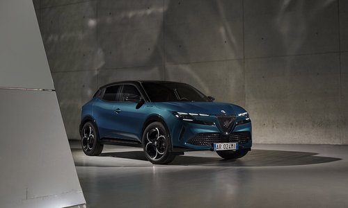 Italian Flair: The New Alfa Romeo Milano, Sorry, Junior