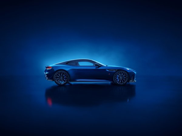 Aston Martin DB12S Side