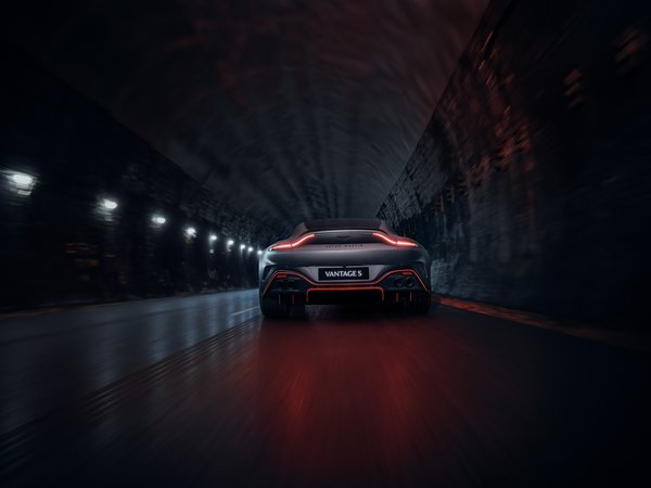 Aston Martin Vantage S Back