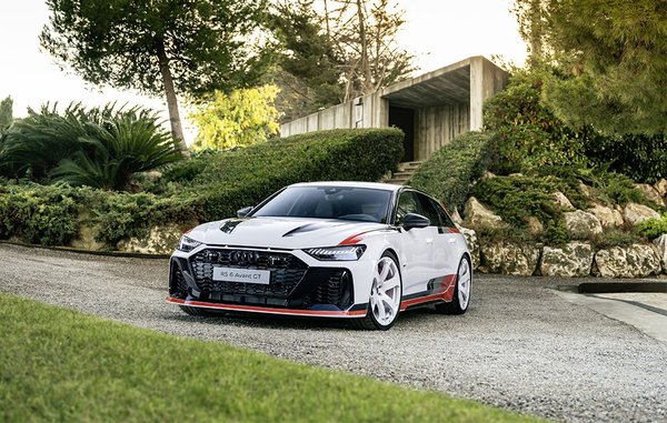 Audi RS6 Avant GT - OS Front