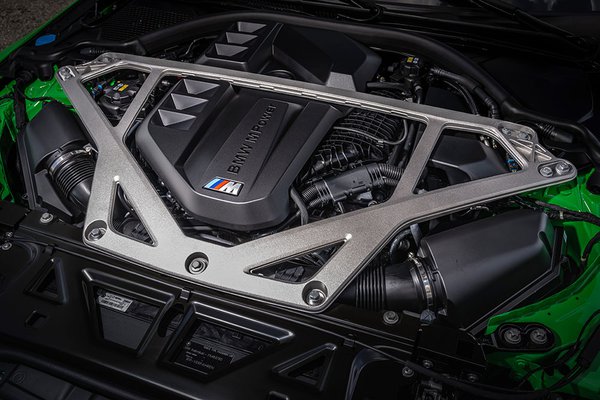 BMW M3 CS - Engine