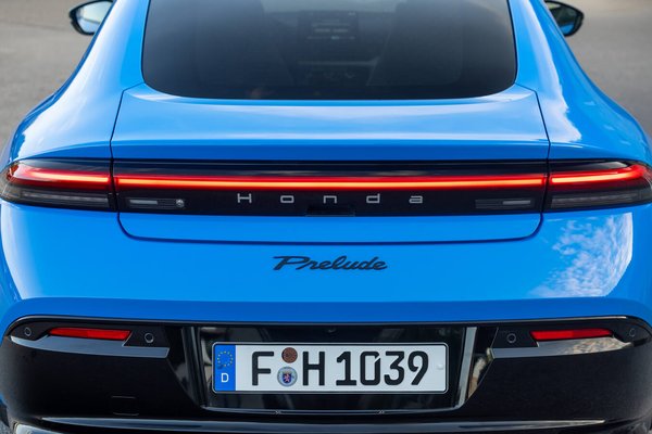 Honda Prelude Back 2