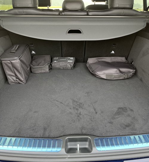 Blue 2022 Mercedes GLE 350de - Boot