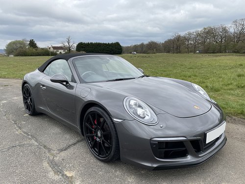 2018 Porsche 911 Carrera S - NS Front