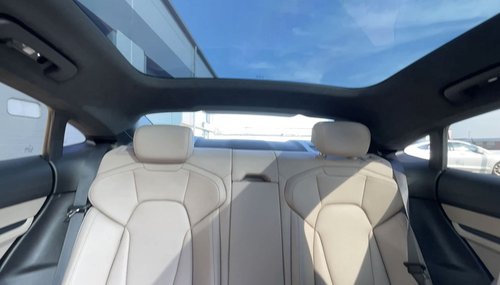 2020 Porsche Taycan Turbo - Sunroof