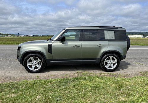 2021 Land Rover Defender 110 - Side
