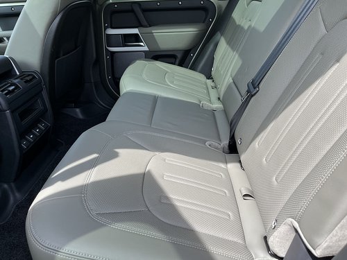 2021 Land Rover Defender 110 - Rear Cabin