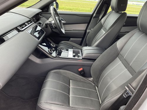 2019 Range Rover Velar R-Dynamic S D180 - Front Cabin