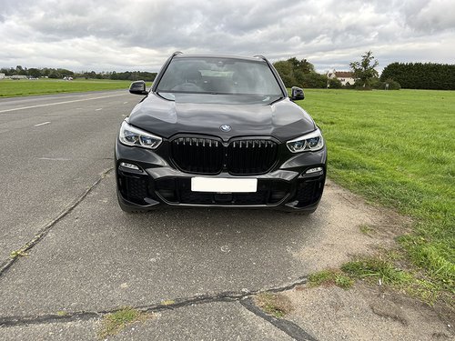 2020 BMW X5 xDrive 45e -Grille
