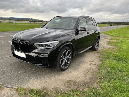 2020 BMW X5 xDrive 45e - OS Front