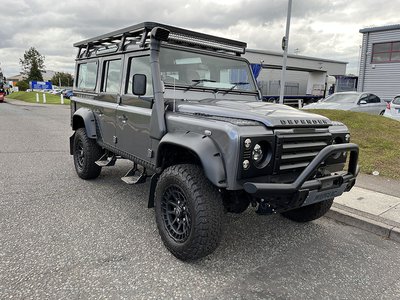 2015 Land Rover Defender 110 County - NS Front