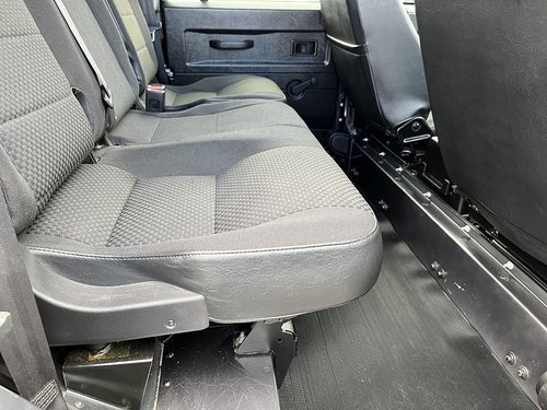 2015 Land Rover Defender 110 County - Rear Cabin