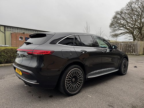 2022 Mercedes EQC 400 AMG Line Premium