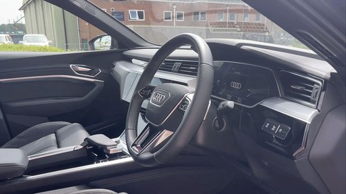 2021 Audi E-Tron S-Line 50 Quattro Sportback - Control Panel