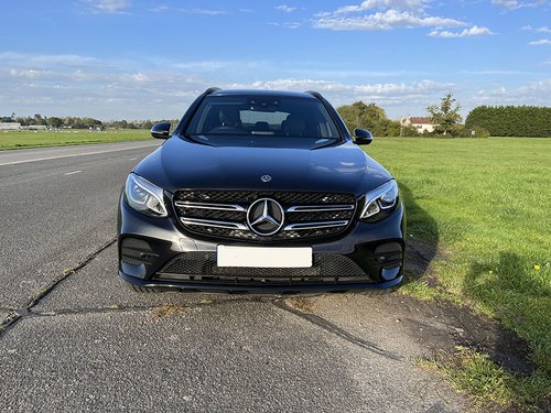 2019 Mercedes GLC 250 - Grille