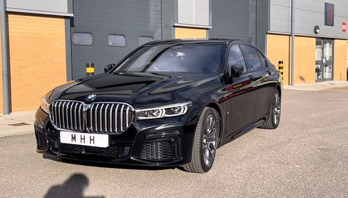 2020 BMW 745Le xDrive - OS Front