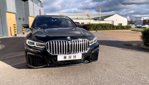 2020 BMW 745Le xDrive - Grille