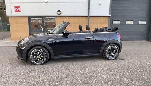 2024 Mini Cooper S Electric - Side