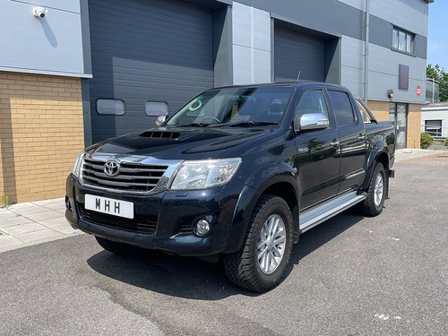 2015 Toyota Hilux - OS Front